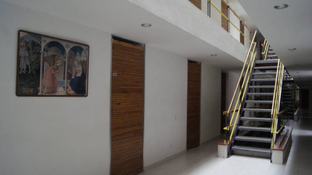 Entrada del Internado