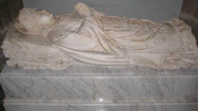 Sepulcro del Cardenal García de Loaysa