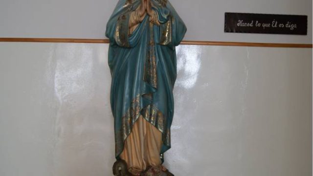 Virgen del "beso"