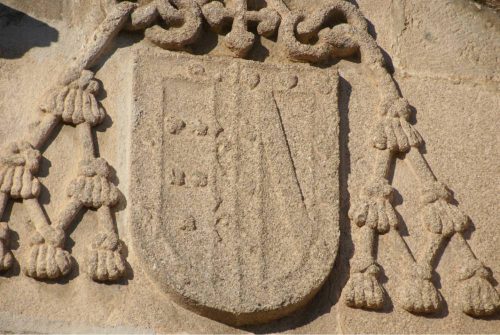 Escudo episcopal Fray García de Loaysa